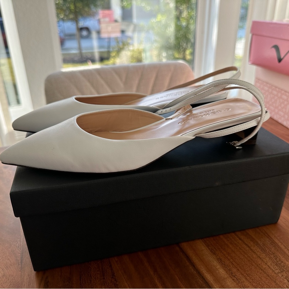 Club Mónaco Low-heel shoes size 9